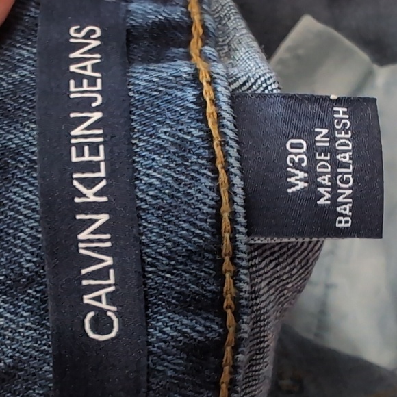 Calvin Klein Jean Shorts Mid Rise City Short Women's Size 30 NEW - Picture 8 of 8